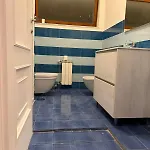 A I R House *