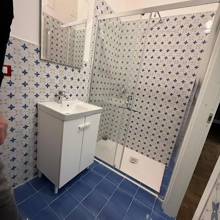 ゲストハウス A I R House *